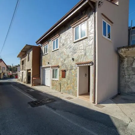 Archontiko Adamou Case de vacanță Kyperounta