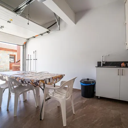 Archontiko Adamou Case de vacanță Kyperounta